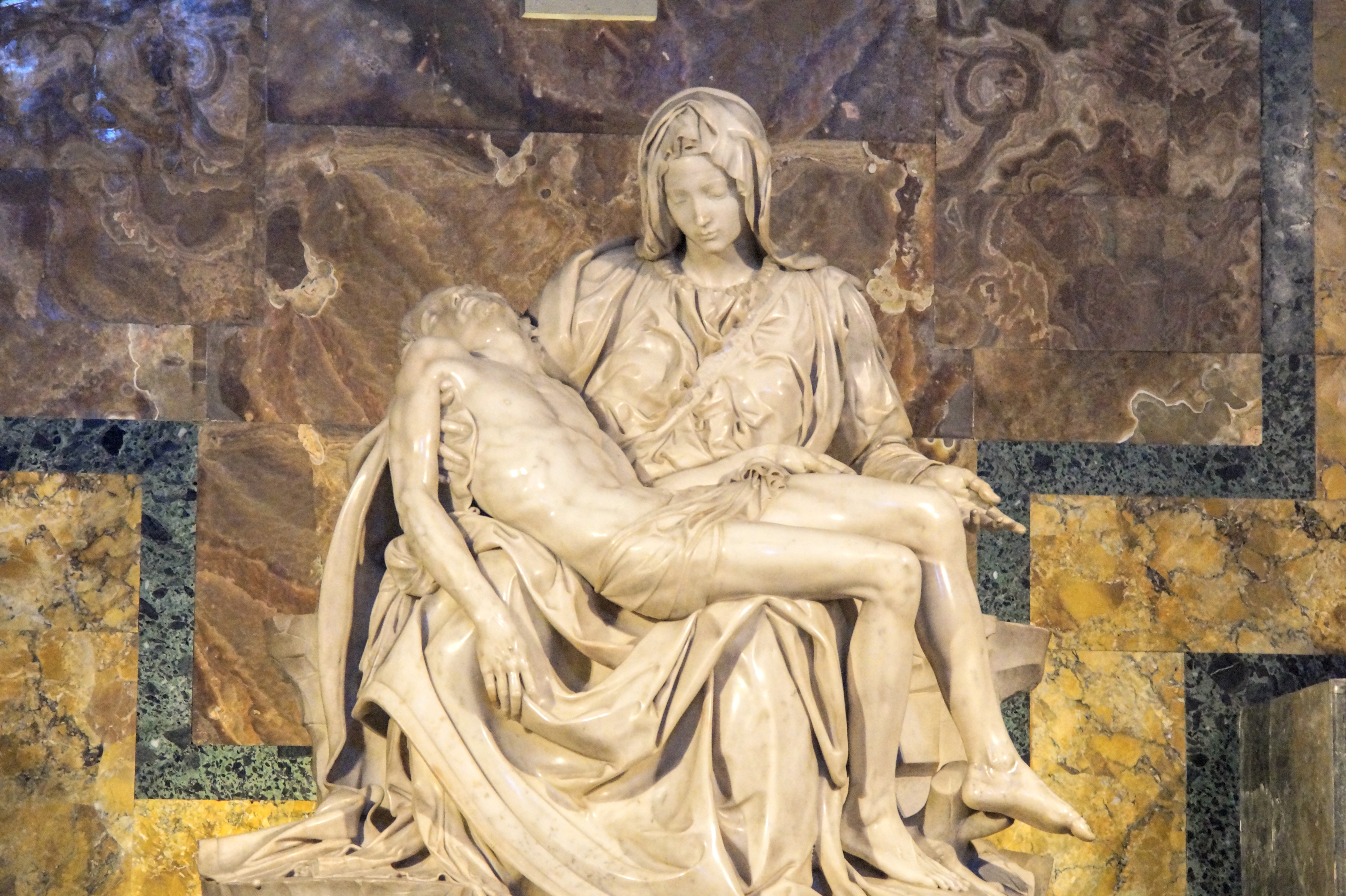 Η διάσημη Pietà ("Αποκαθήλωση") του Μιχαήλ Άγγελου (Φωτογραφία Νίκος Πράσσος)