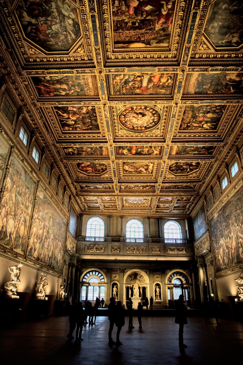 Η Αίθουσα των Πεντακοσίων ( Salone dei Cinquecento ) στο Palazzo Vecchio ( Φωτογραφία Νίκος Πράσσος )