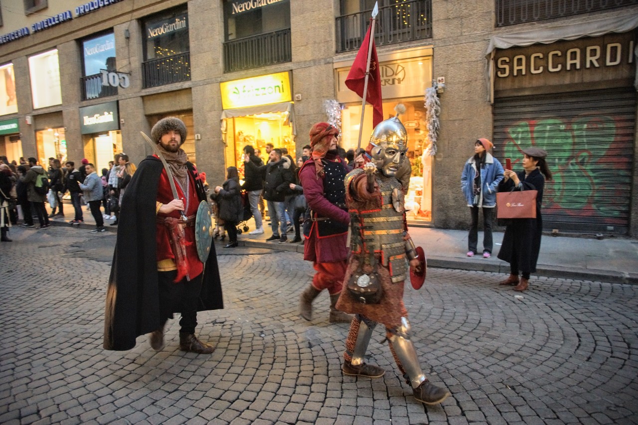Στιγμιότυπο από παρέλαση σε κεντρικό δρόμο της Φλωρεντίας (Φωτογραφία Νίκος Πράσσος)