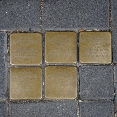 Stolpersteins, Frankfurt (photo by NikosPrassos)