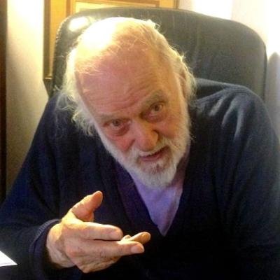 O ποιητής Νάνος Βαλαωρίτης