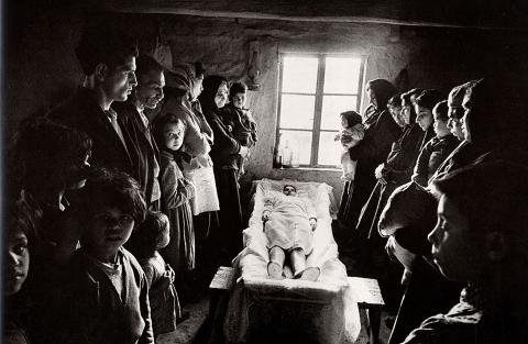 Gypsies, Josef Koudelka