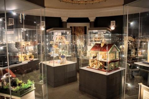 Dollhouse Museum Warsaw Nikos Prassos 2